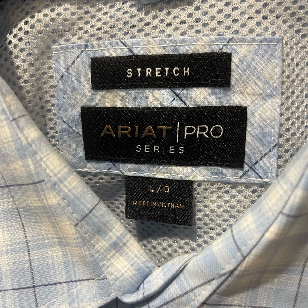 Ariat Pro Men's Light Blue Plaid Button-Down Shirt - Picture 4 of 9